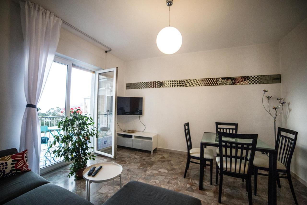 B&B Pacifico Napoli Bagian luar foto